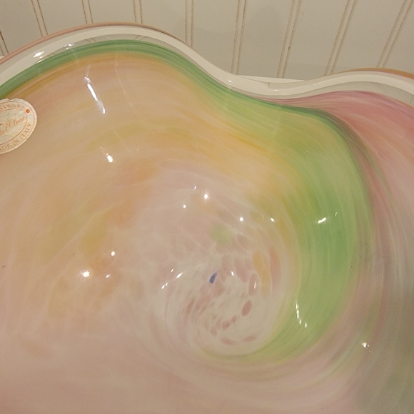 Elegant Multicolor Glass Art Bowl - Picture 4 of 5